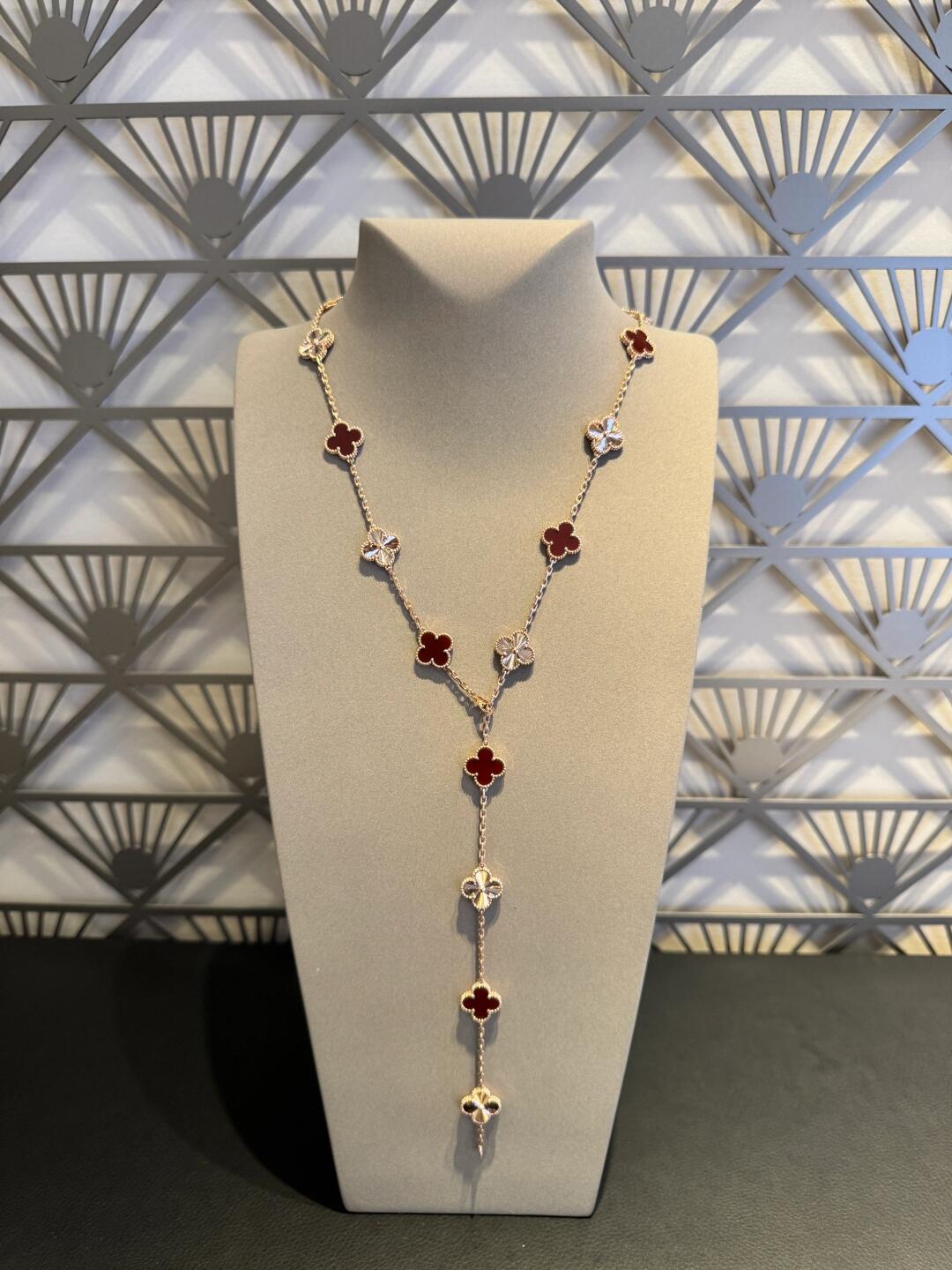 [OAKJURI Jewelry]CLOVER 20 MOTIFS LASER CARNELIAN NECKLACE