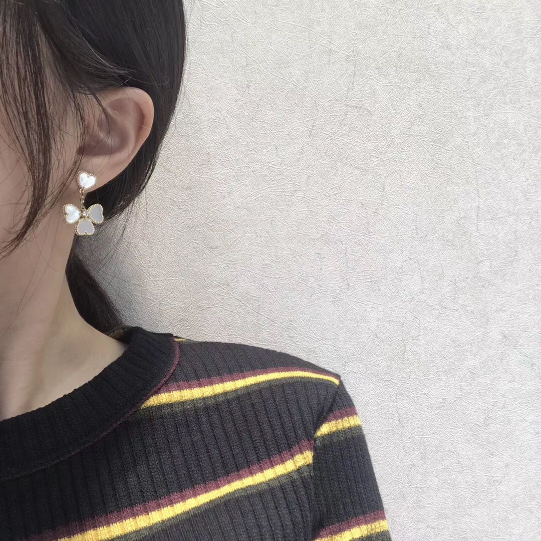 [OAKJURI Jewelry]CLOVER SWEET WHITE MOP EARRINGS