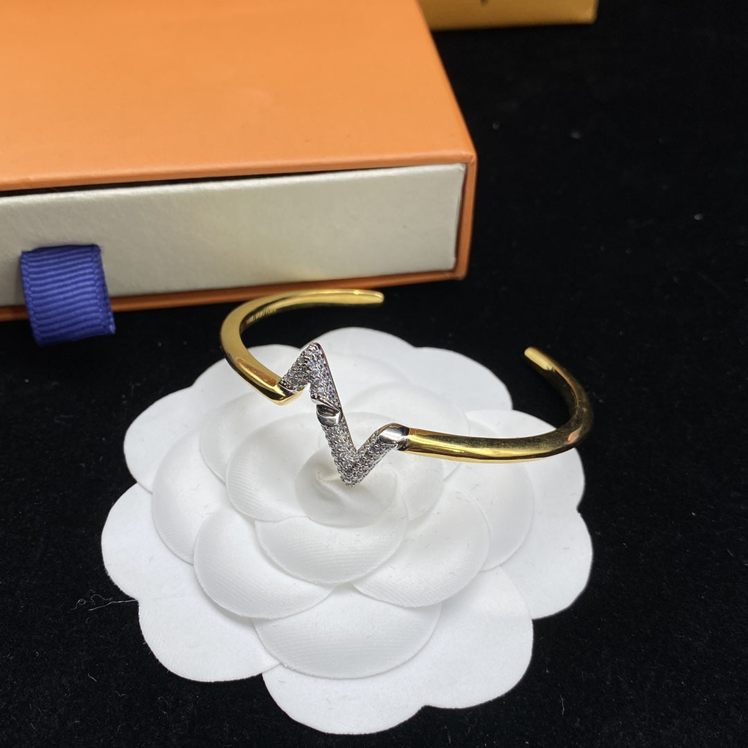 [OAKJURI Jewelry]VOLTE UPSITE DOWN DIAMOND GOLD OPEN BRACELET