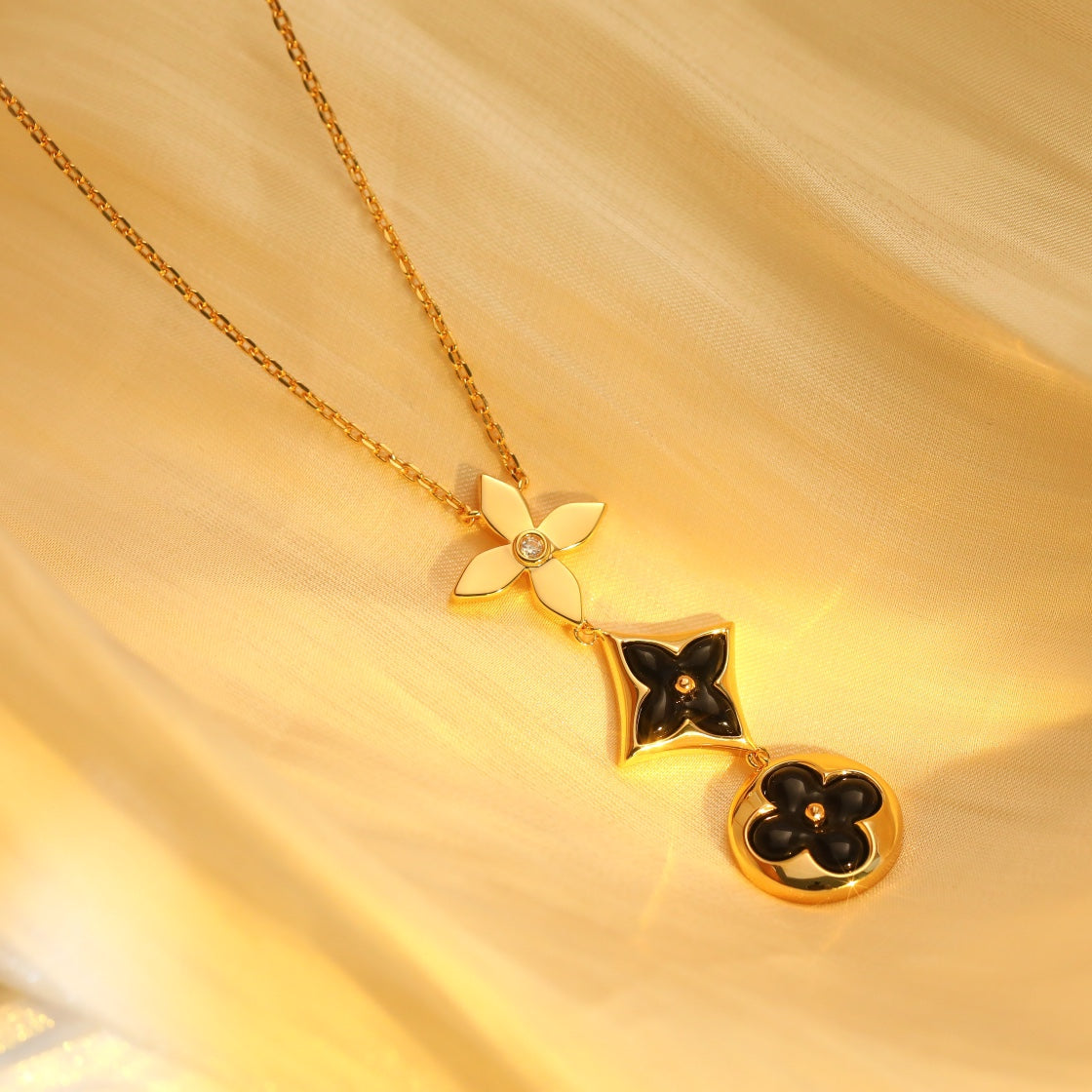 [OAKJURI Jewelry]STAR AND SUN ONYX PINK GOLD NECKLACE