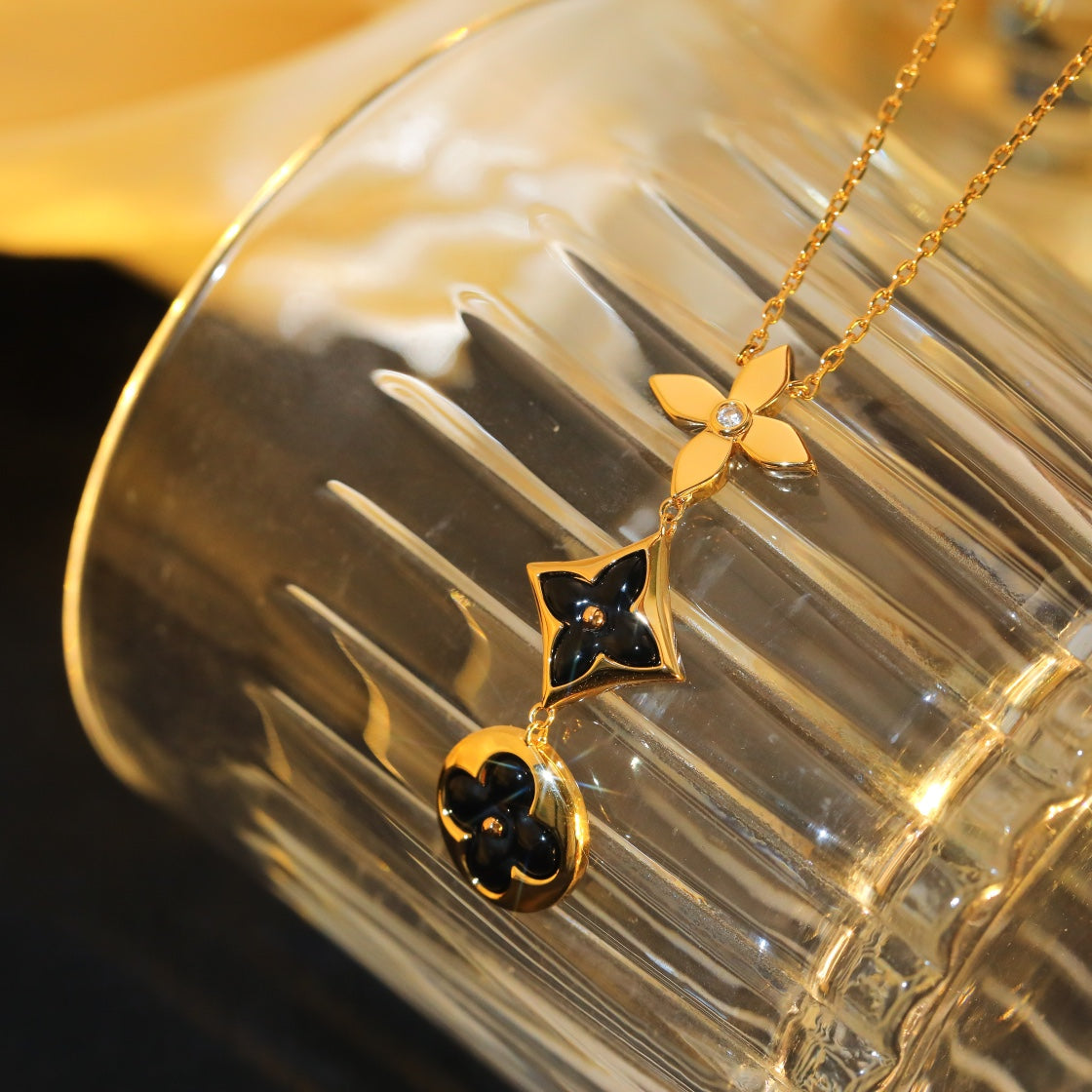 [OAKJURI Jewelry]STAR AND SUN ONYX PINK GOLD NECKLACE