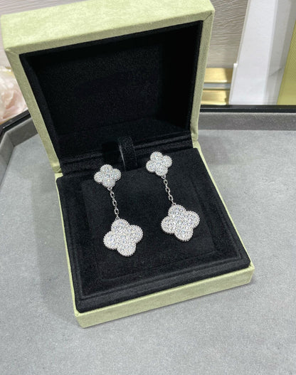 [OAKJURI Jewelry]CLOVER 2 MOTIFS DIAMOND PAVED SILVER EARRINGS