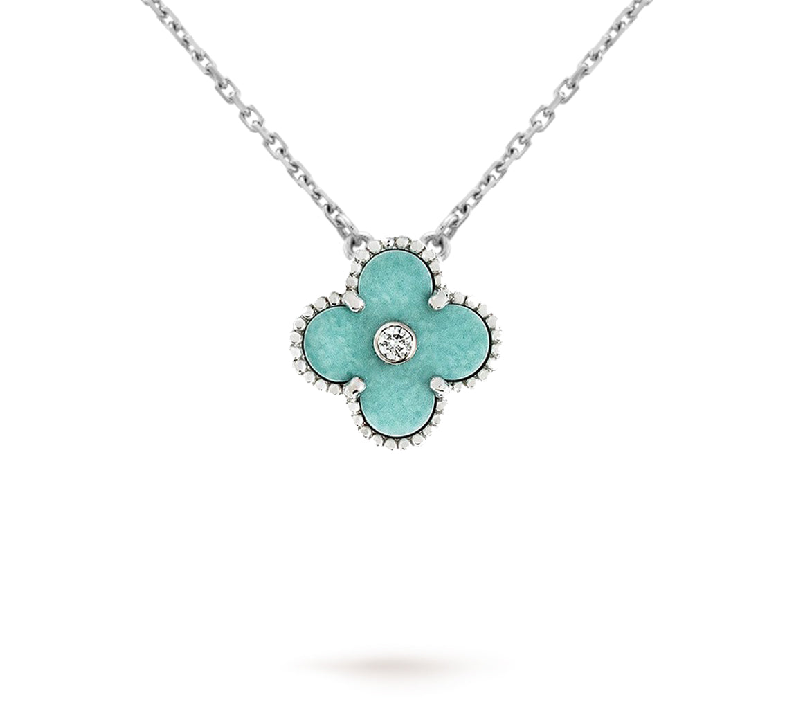 [OAKJURI Jewelry]CLOVER 15MM CHRISTMAS LIMITED EDITION SINGLE FLOWER NECKLACE