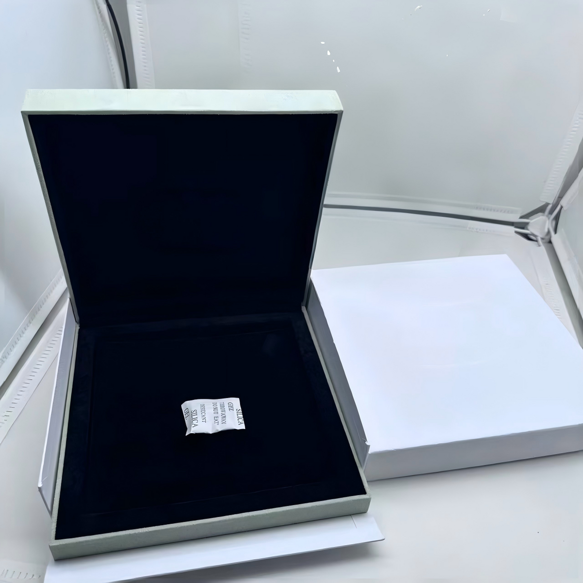 [OAKJURI Jewelry] VA CLOVER BOX GIFT BAG