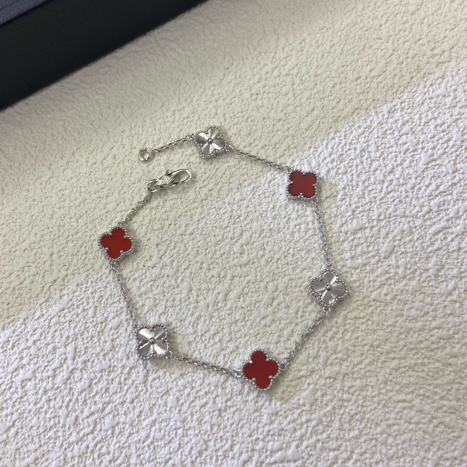 [OAKJURI Jewelry]CLOVER 6 MOTIF RED AGATE LASER BRACELET