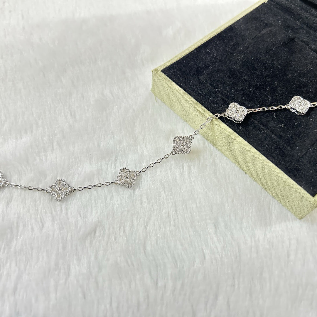 [OAKJURI Jewelry]CLOVER 6 MOTIF DIAMOND BRACELET