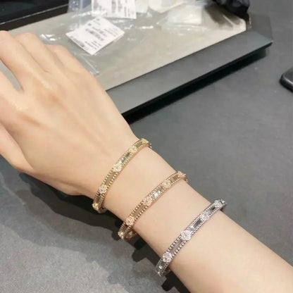 [OAKJURI Jewelry]CLOVER BRACELET 4MM DIAMONDS