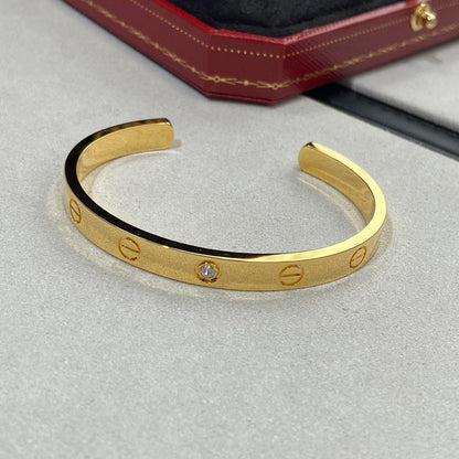 [OAKJURI Jewelry] LOVE BRACELET 6.1MM 1 DIAMOND OPEN CUFF