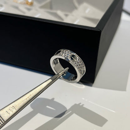 [OAKJURI Jewelry] LOVE RING 5.5MM DIAMONDS PAVED CERAMIC