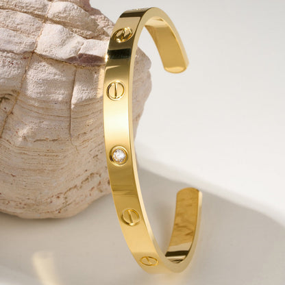 [OAKJURI Jewelry] LOVE BRACELET 6.1MM 1 DIAMOND OPEN CUFF