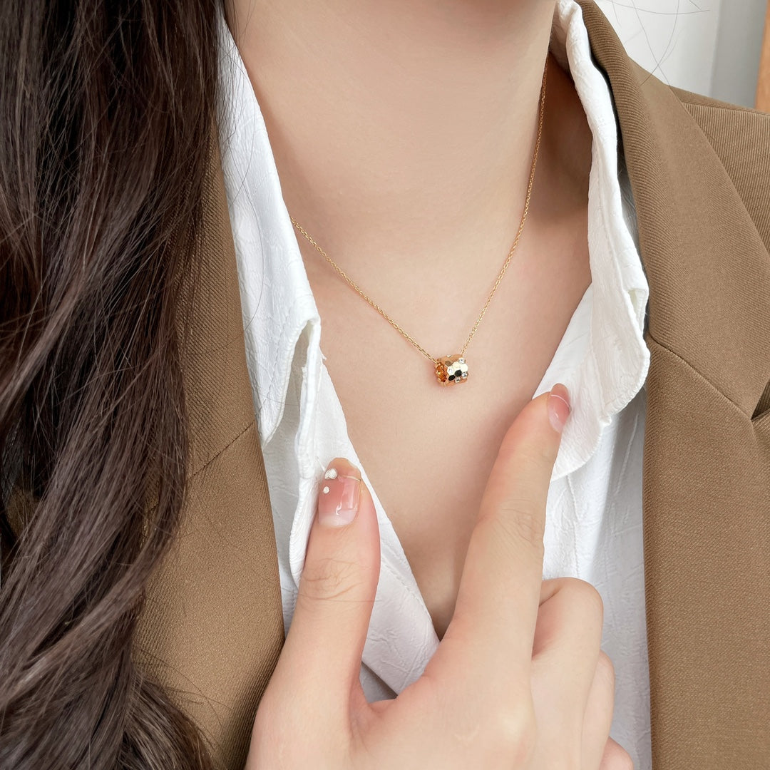 [OAKJURI Jewelry]BEE MINI PEDANT DIAMOND NECKLACE
