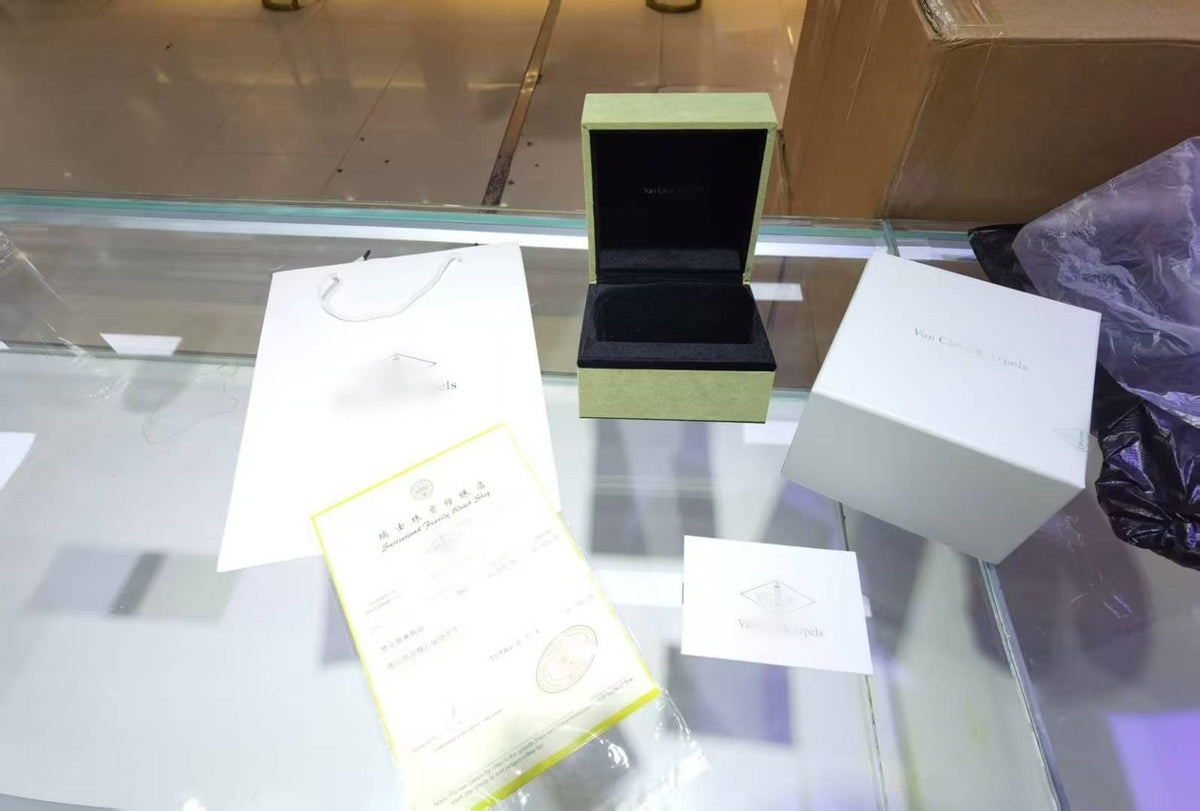 [OAKJURI Jewelry] VA CLOVER BOX GIFT BAG