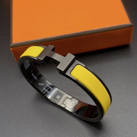 [OAKJURI Jewelry]CLIC HM SO BLACK YELLOW BRACELET