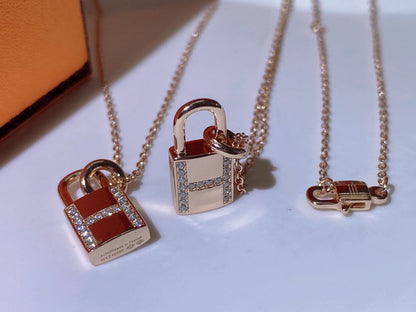 [OAKJURI Jewelry]HM ADVANCED NICHE LOCK HEAD NECKLACE DIAMONDS