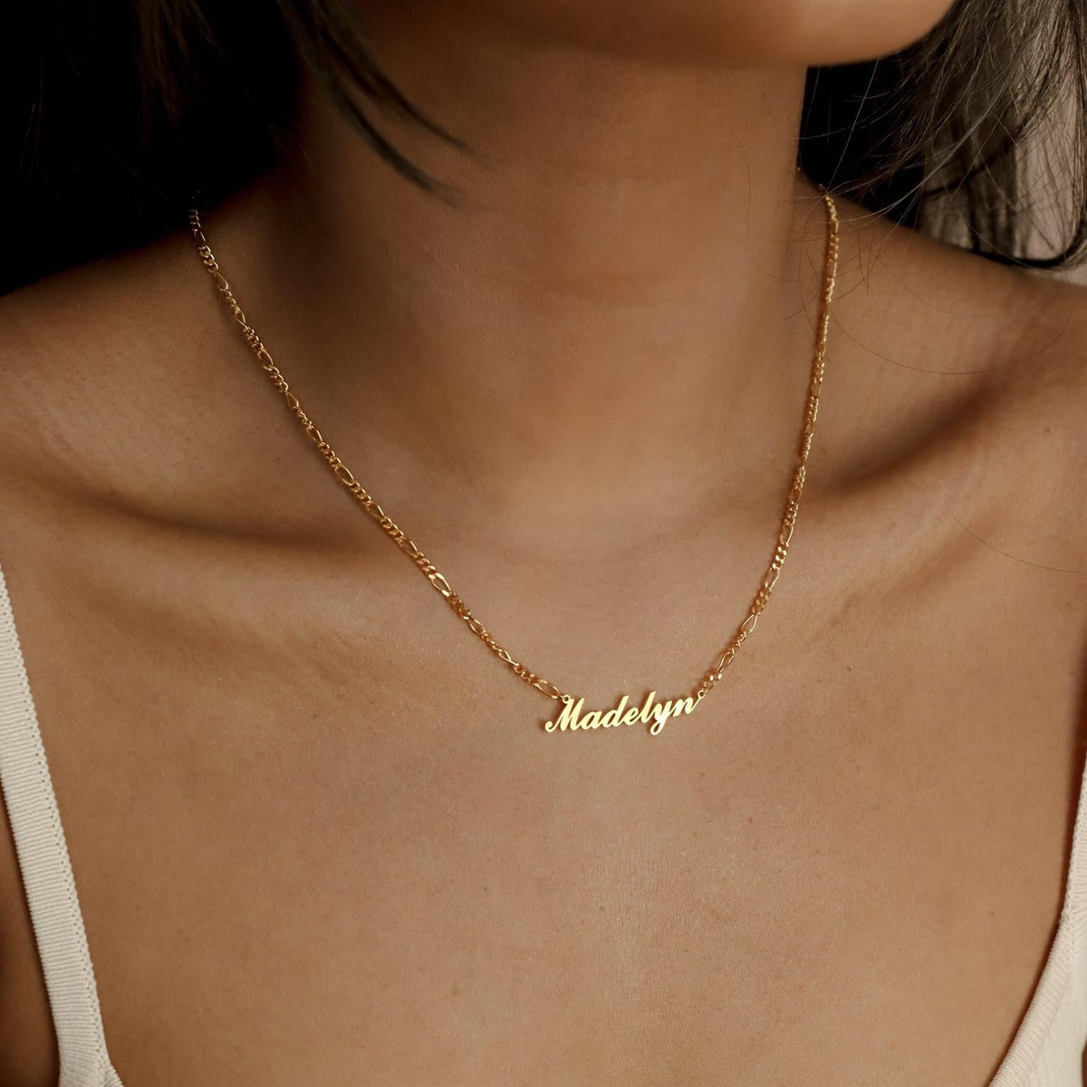 Carrie Figaro Chain Name Necklace